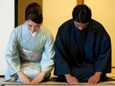 Omotenashi Là Gì? Tinh Thần Phục Vụ Từ Trái Tim Tạo Nên Đẳng Cấp Nhật Bản